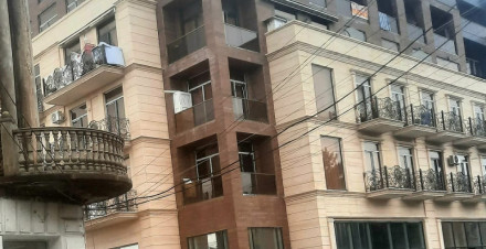 house-4
